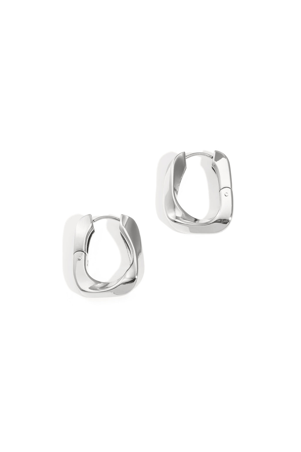 Rectangular twisted hoop earrings